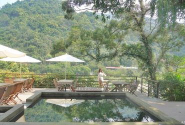 新店烏來景觀餐廳[La Villa Wulai]，依偎河岸森林系空靈感餐廳，約會聚餐推薦。